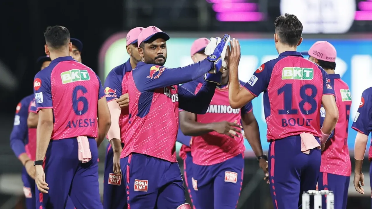 How can Rajasthan Royals qualify for IPL 2025 playoffs?